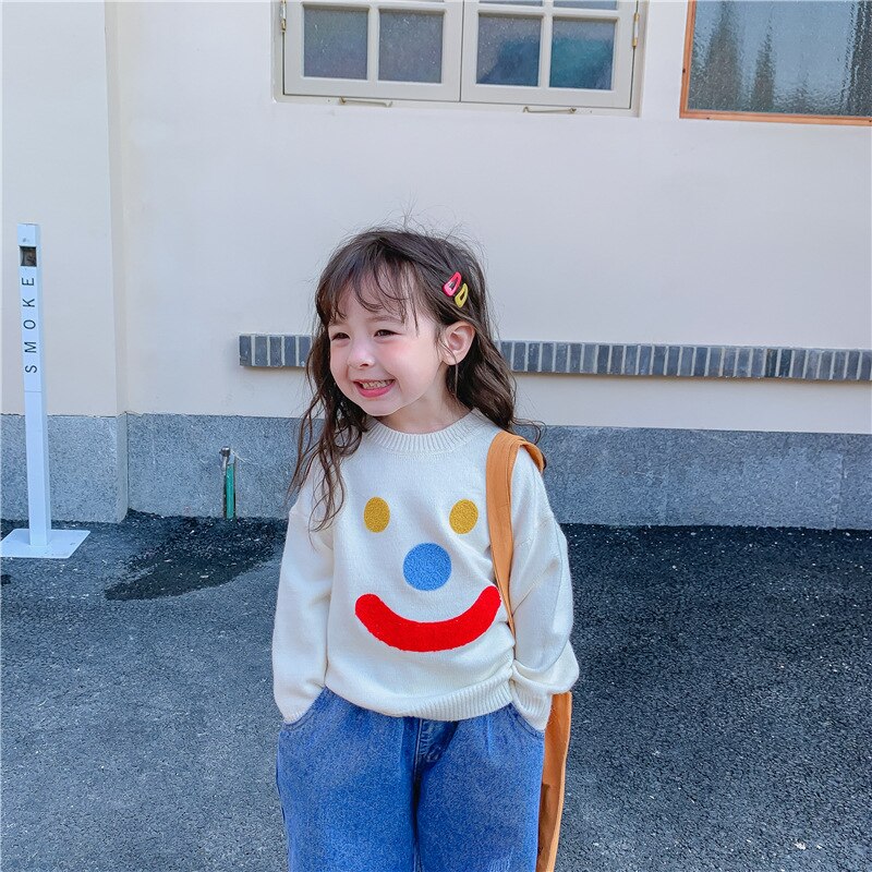 Children's 2022 spring clothes new girls Korean smiling face sweater loose Pullover Top 4-22: 130 cm