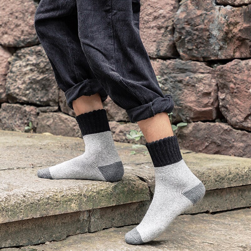 Calcetines de lana resistentes al frío para hombre, medias gruesas de terciopelo, súper gruesas y cálidas, de tubo, de Cachemira, para invierno del Norte