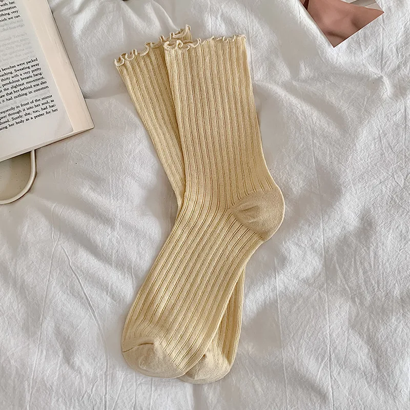 Calcetines bonitos con volantes Lolita Kawaii para mujer, calcetines largos sueltos transpirables de malla fina de verano, calcetines blancos y negros de Color sólido estilo Ballet: Azul cielo