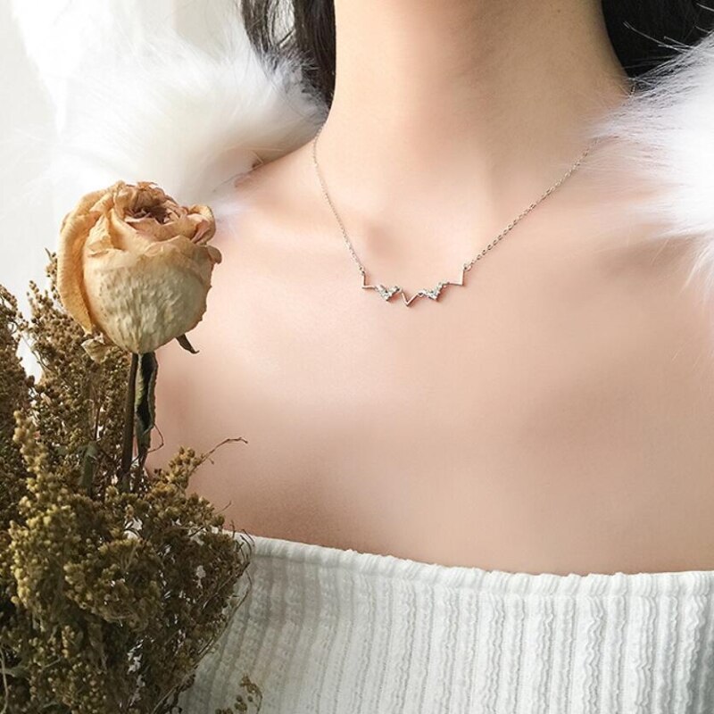 Korean Wave Pendant Temperament Simple Student 925 Sterling Silver Clavicle Chain Personality Female Necklace SNE331