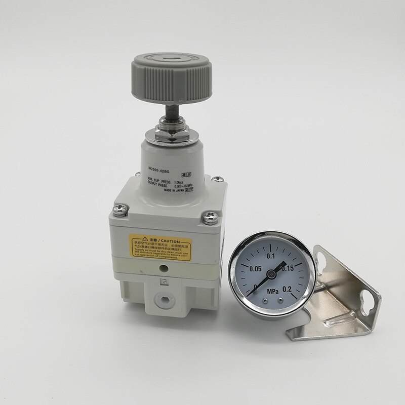 SMC type precision pressure regulator IR2000-02BG regulator with pressure gauge and bracket munal control 0.005-0.2Mpa