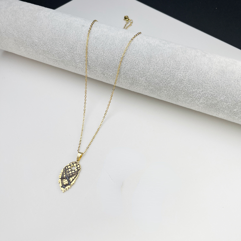 Halsband i rostfritt stål, arabisk karta, halsdukshänge, herrhalsband för kvinnor, mellanösternaccessoarer, europa och usa: Röd