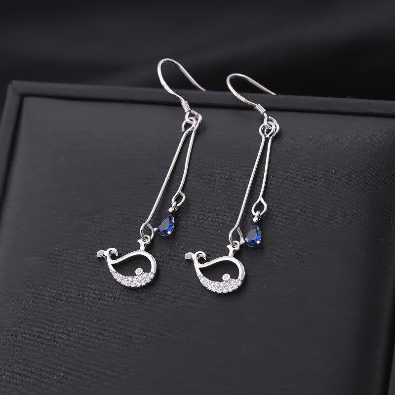 Koreaanse Geometrische Metal Stud Oorbellen Voor Vrouwen Gouden Kleur Cirkel Shiny Crystal Wedding Party Mode Piercing Sieraden Meisje: Whale Earrings