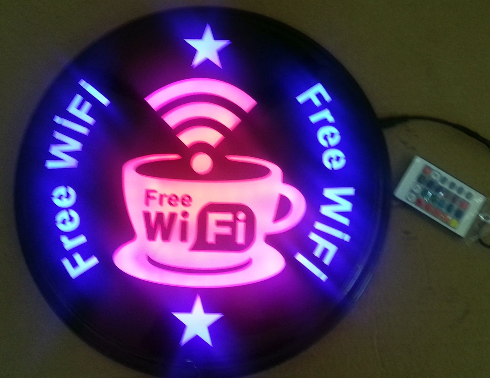 Led Signage WIFI INTERNET "OPERATED 16 COLOR" 38 X38cm