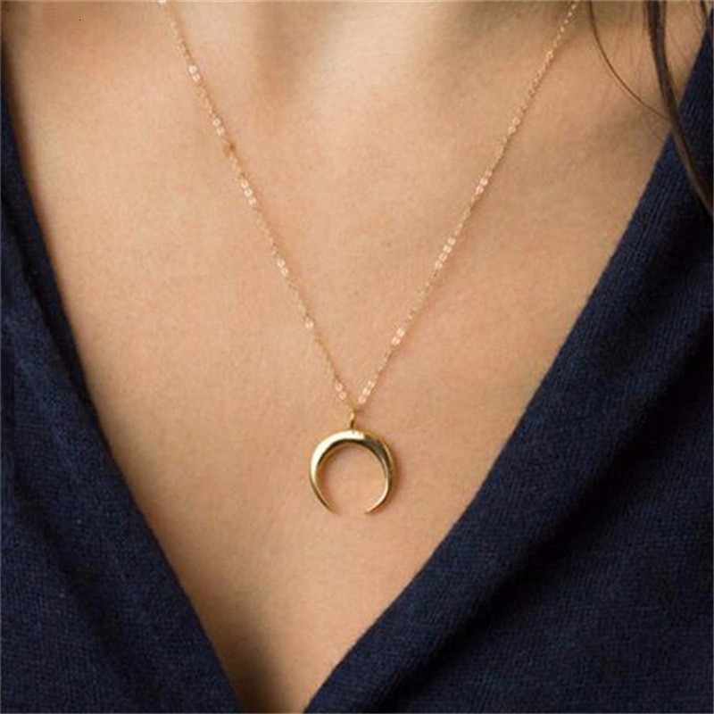 Collar de luna con personalidad para mujer, cadena de clavícula para mujer, collares con colgante de media luna de Chapado En Oro para para Amiga