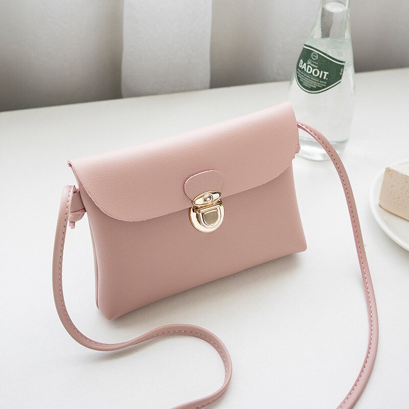 Kleine damen-umhängetasche, damentasche bekannter marken, robustes design, verschluss, schultertasche, crossbody-tasche, handytasche, strandtasche