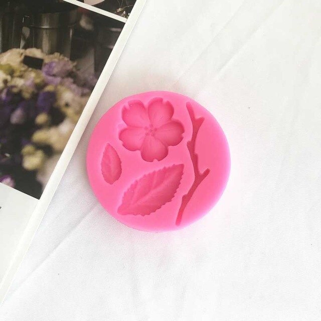 Molde de silicona para aromaterapia, montaje de flor de melocotón Sakura, yeso, Material de bricolaje, epoxi, jabón hecho a mano, vela, molde para hornear: 4.5x4.5x0.8cm