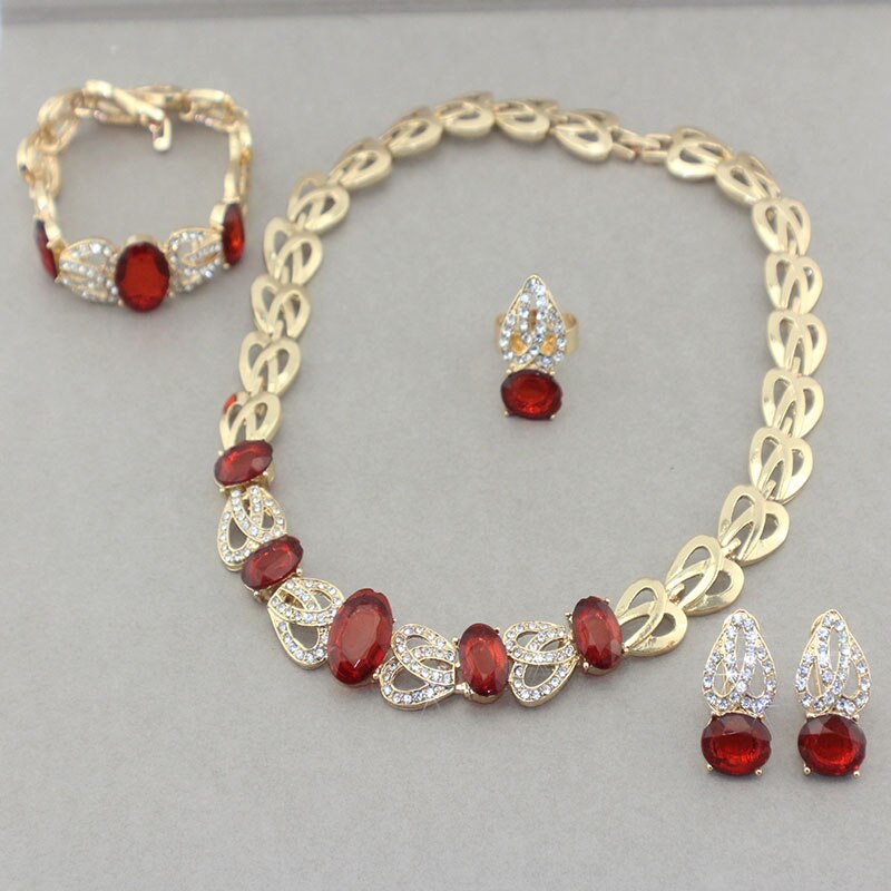 Kakonia Kristall Brautschmuck Set – Halskette, Ohrringe & Armband In Silber/Gold/Roségold