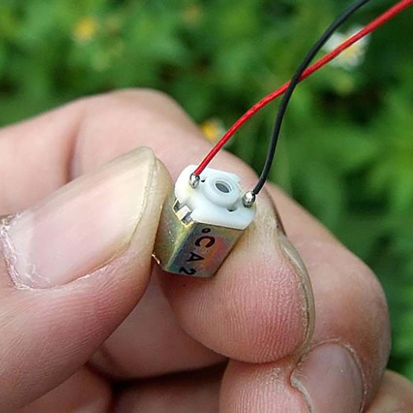 1pc ultra-miniatyr likestrømsmotorer  dc3v 44000 rpm høyhastighets diameter 1mm mikromotorer lite elektrisk maskineri