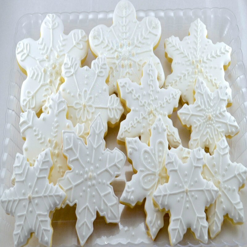 KENIAO Sneeuwvlok Cookie Cutter voor Christmas Party Biscuit/Fondant/Gebak/Sandwiches Cutter-7.8*9 cm -Rvs