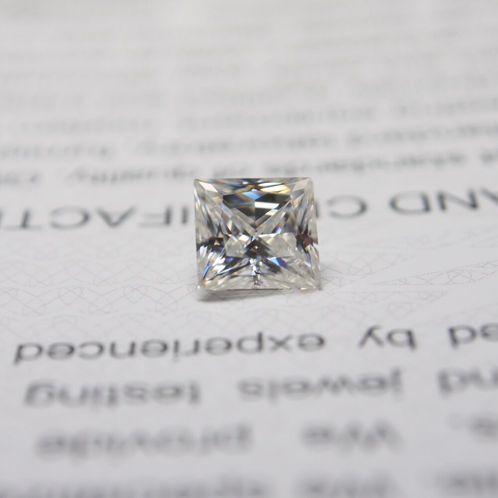 Diamant Moissanite de forme carrée pour la fabrication de bijoux, excellente coupe, couleur VVS1, 0.71 Carat, 5x5mm