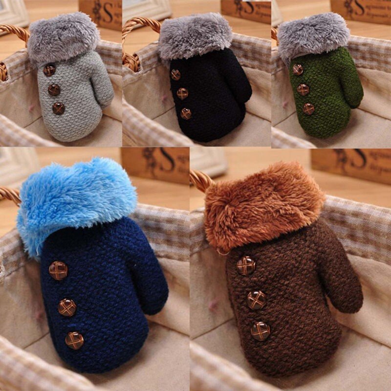 2-5Y Bambini Ragazzi Guanti Ispessimento Inverno Del Bambino Delle Ragazze Dei Ragazzi Caldi Guanti Per Bambini Pesante Guanto di Lavoro A Maglia Button Solid Mittens Nuovo
