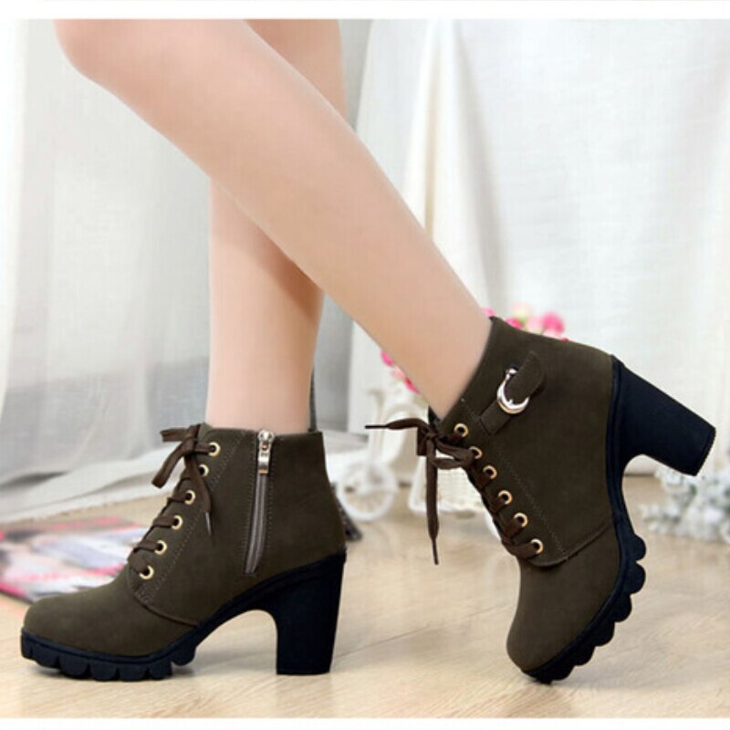 GAOKE Plus Size Enkellaars Vrouwen Platform Hoge Hakken vrouwen Laarzen Gesp Schoenen Dikke Hak Korte Laars Dames