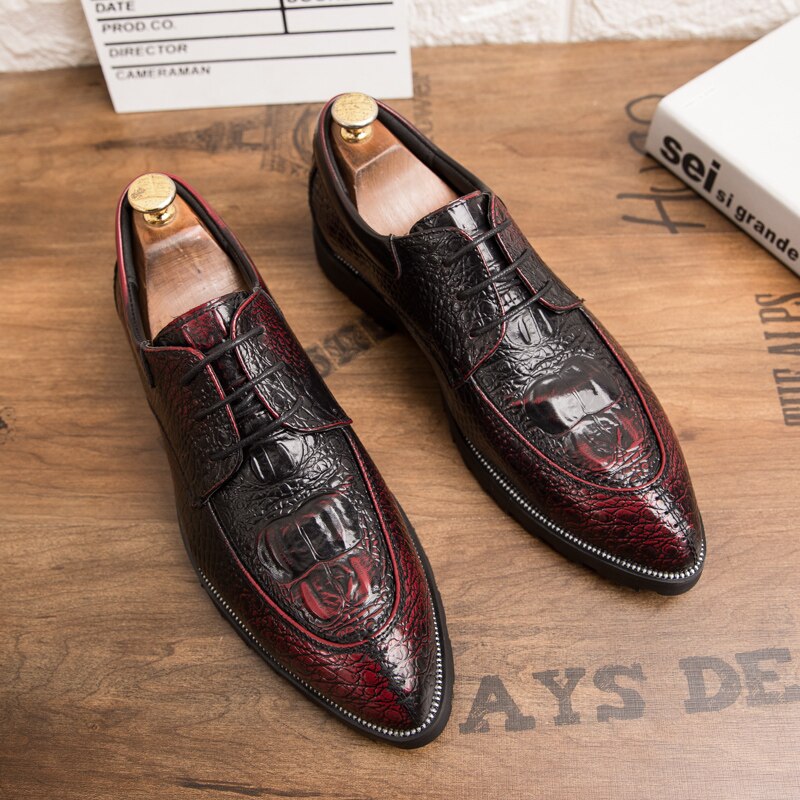 Ectique grande taille 38 ~ 47 automne Crocodile Brogue hommes Wingtip plate-forme chaussures en cuir homme formel en caoutchouc semelle Cowboy Vintage