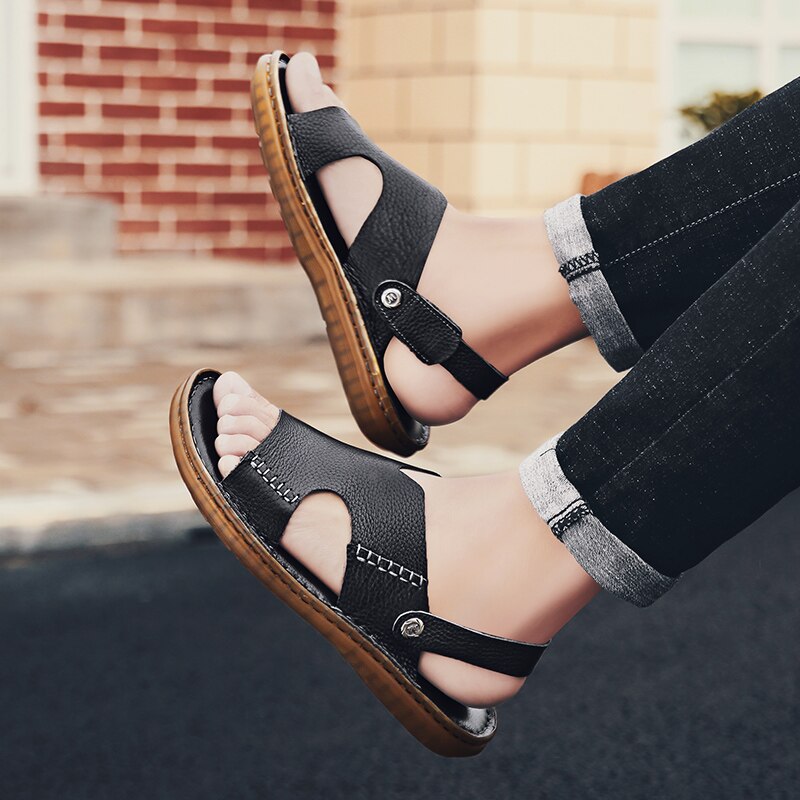 Sandalias de gladiador Retro para hombre, zapatos de cuero de para verano, sandalias de playa antideslizantes para hombre