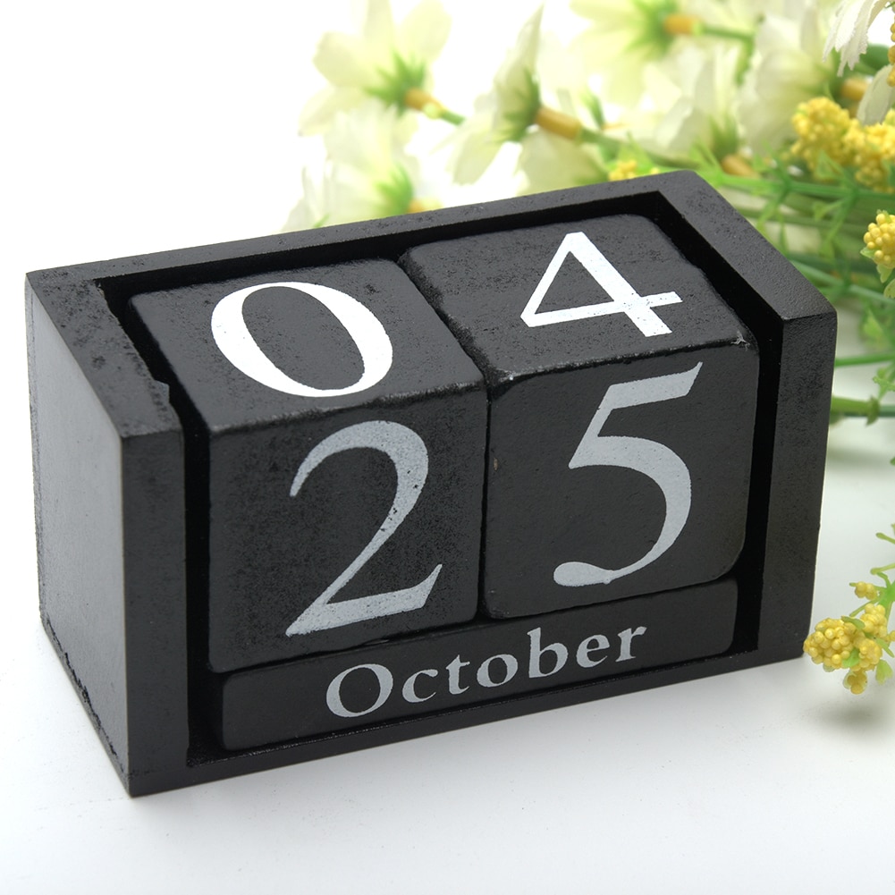 Stue hjemmekontor innredning treblokk gjør-det-selv gjenbrukbar desktop tre kalender skrivebord dekorasjon planlegger måned dato visning