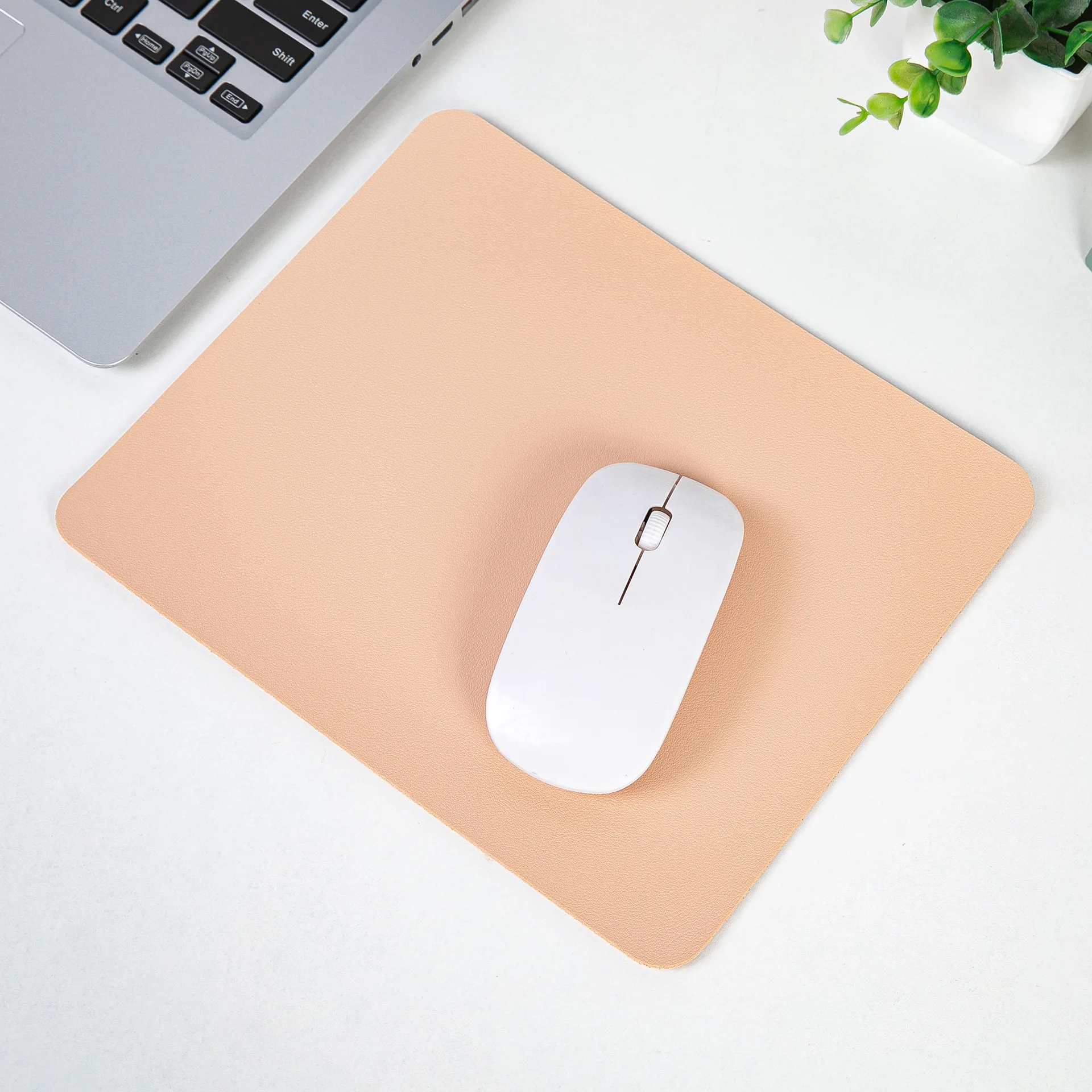 Simple Solid Color PU Leather Mouse Mat Anti-slip Waterproof 23*19cm Mouse Pad School Supplies Office Accessories Desk Set: light green