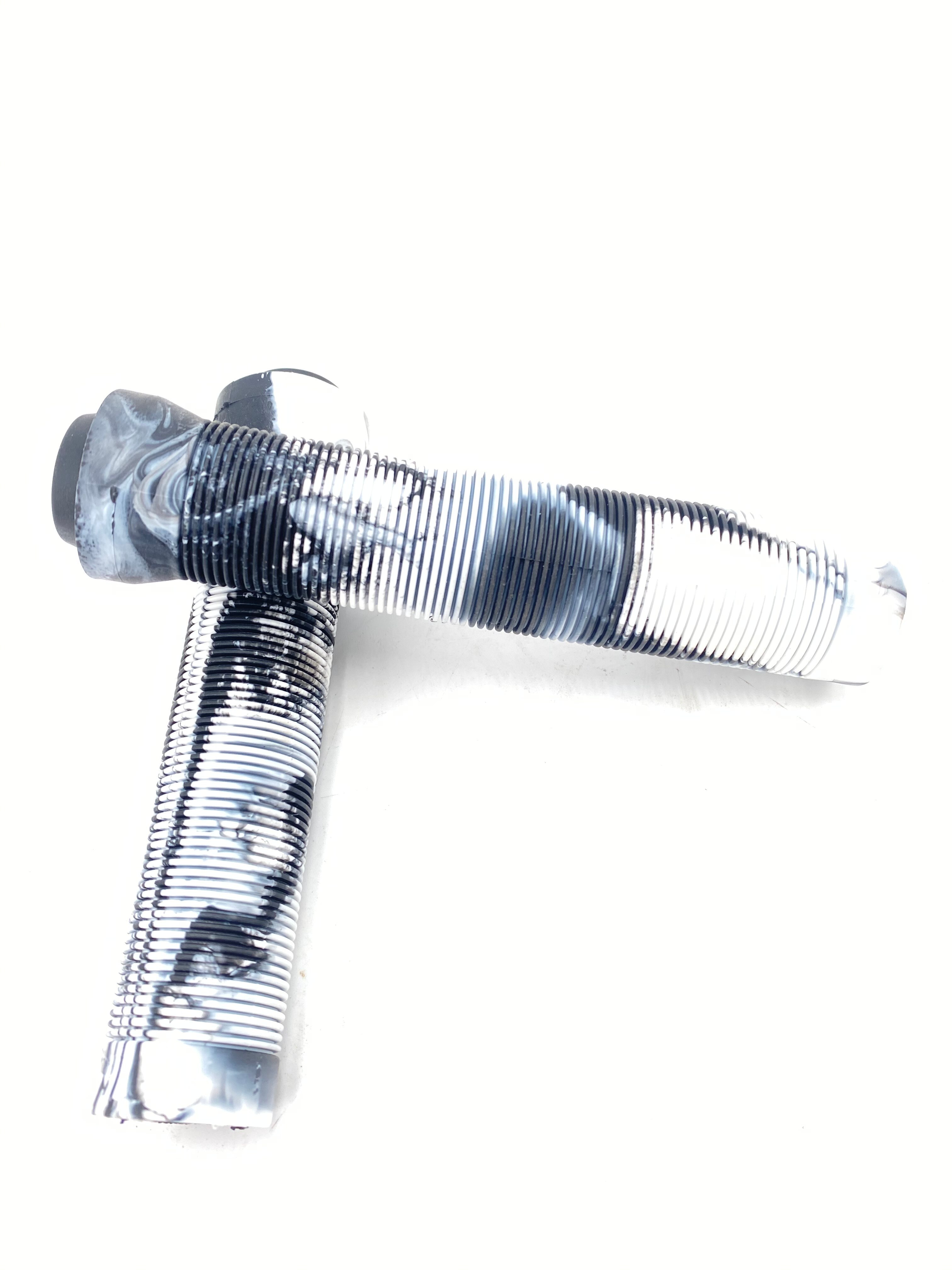 Cool price BMX stunt scooter grips durable 150mm rubber bmx grips: White