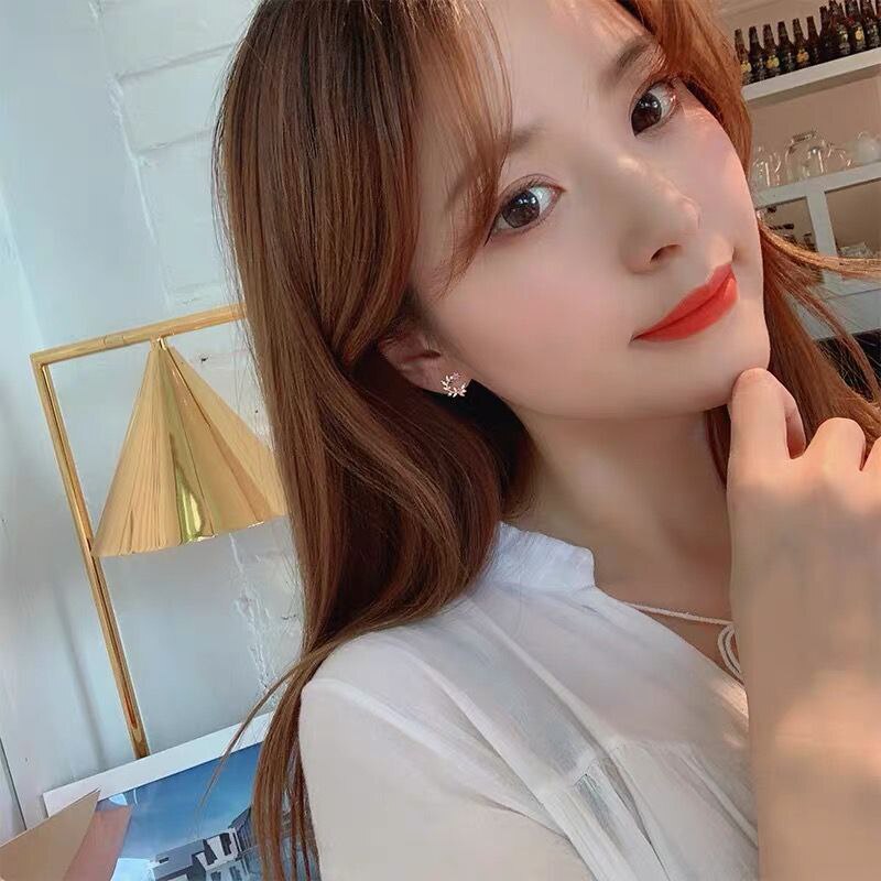 925 Sterling Silver Pin Exquisite Color Gem Inlaid with Beautiful Flower Series Can Prevent Allergy and Increase Temperament