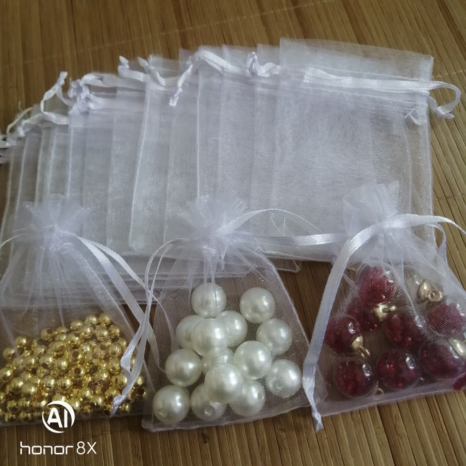 100 sztuk biały woreczki na biżuterię z organzy torba ze sznurkiem opakowanie na biżuterie wyświetlacz woreczki 7x9 9x12 10x15cm Wedding Party prezent saszetka