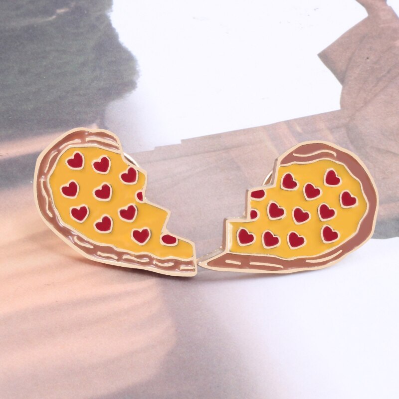 2 Stks/set Gebroken Pizza Hartvormige Emaille Pin Broche Kleding Rugzak Accessoires Pins Badge Broches Sieraden Voor Kids