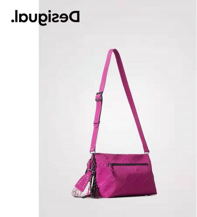 Spanish women&#39;s bag European and American embroidered Backpack: Dark Khaki