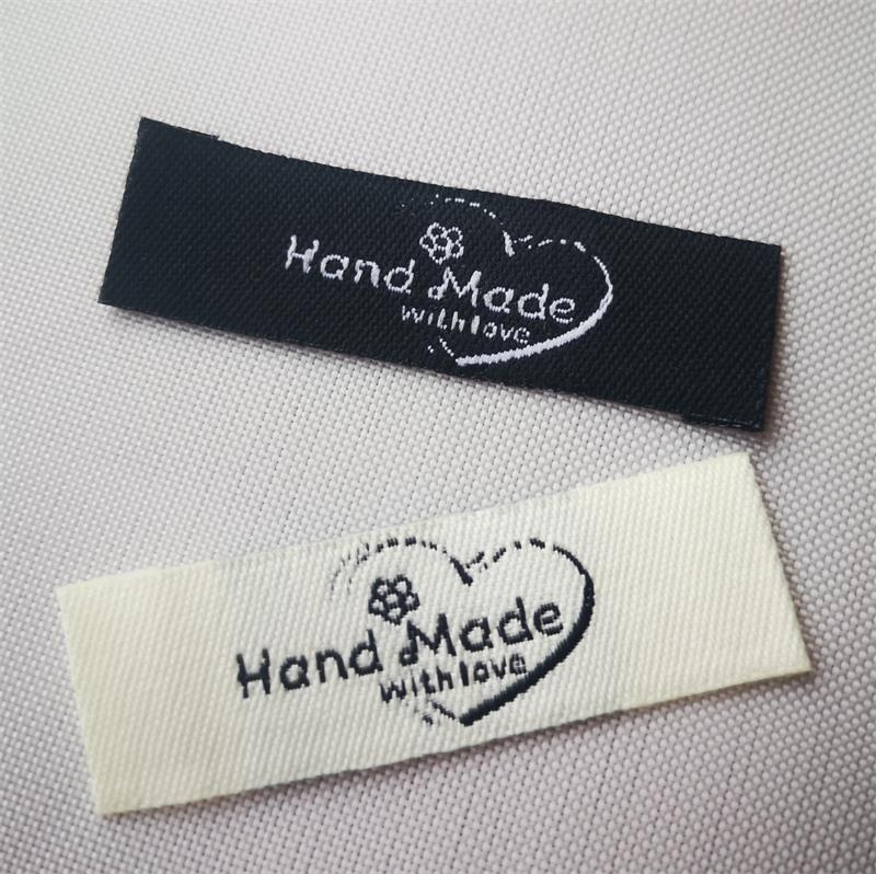 Etiquetas hechas a mano para juguetes, Etiquetas bordadas, no se decolora, bolsa de tela hecha a mano con etiqueta de amor, 100 Uds.
