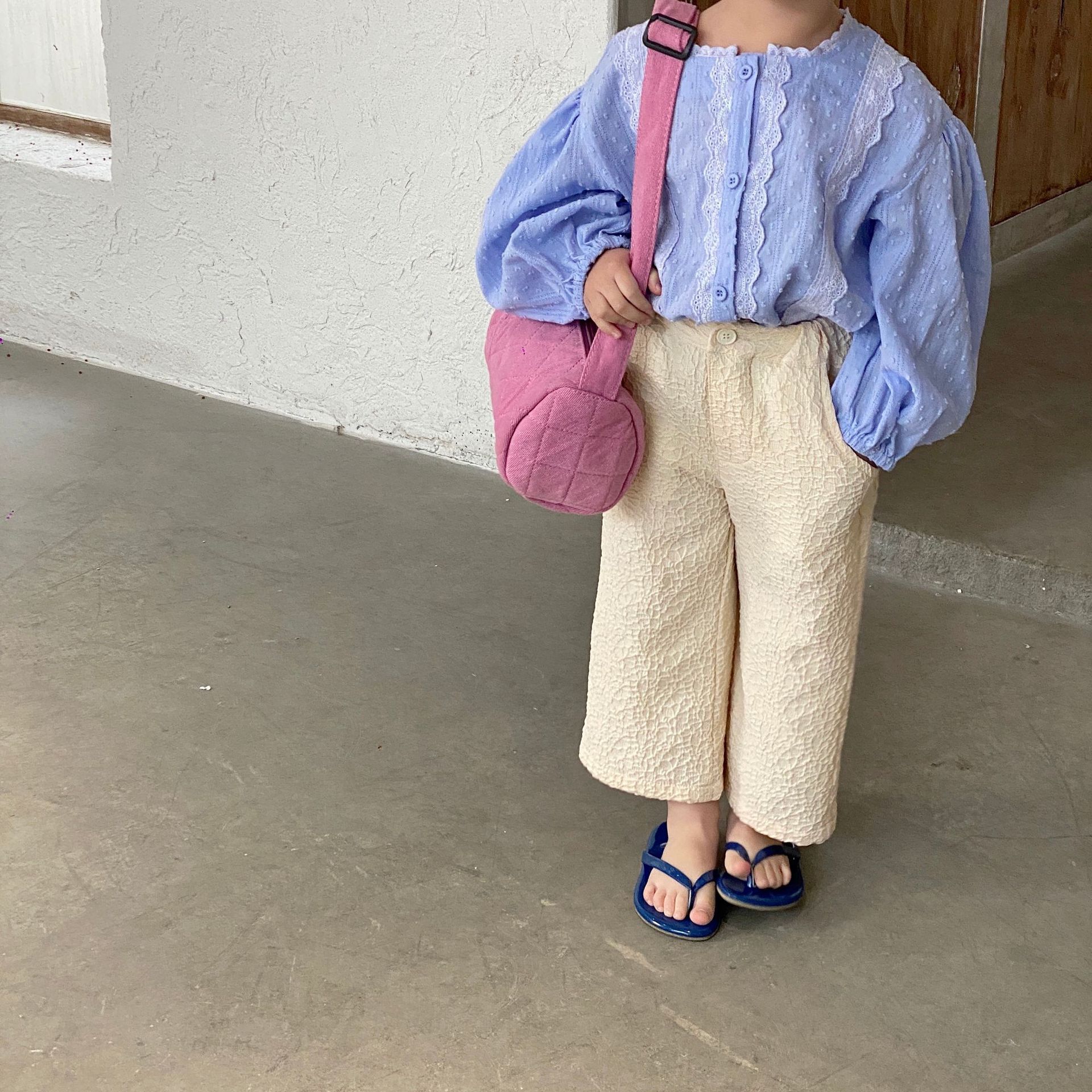 1395B pantaloni per bambini coreani primavera 2022 pantaloni per ragazze pantaloni Casual rugosi Beige 1-7 anni pantaloni dritti per bambini pantaloni larghi