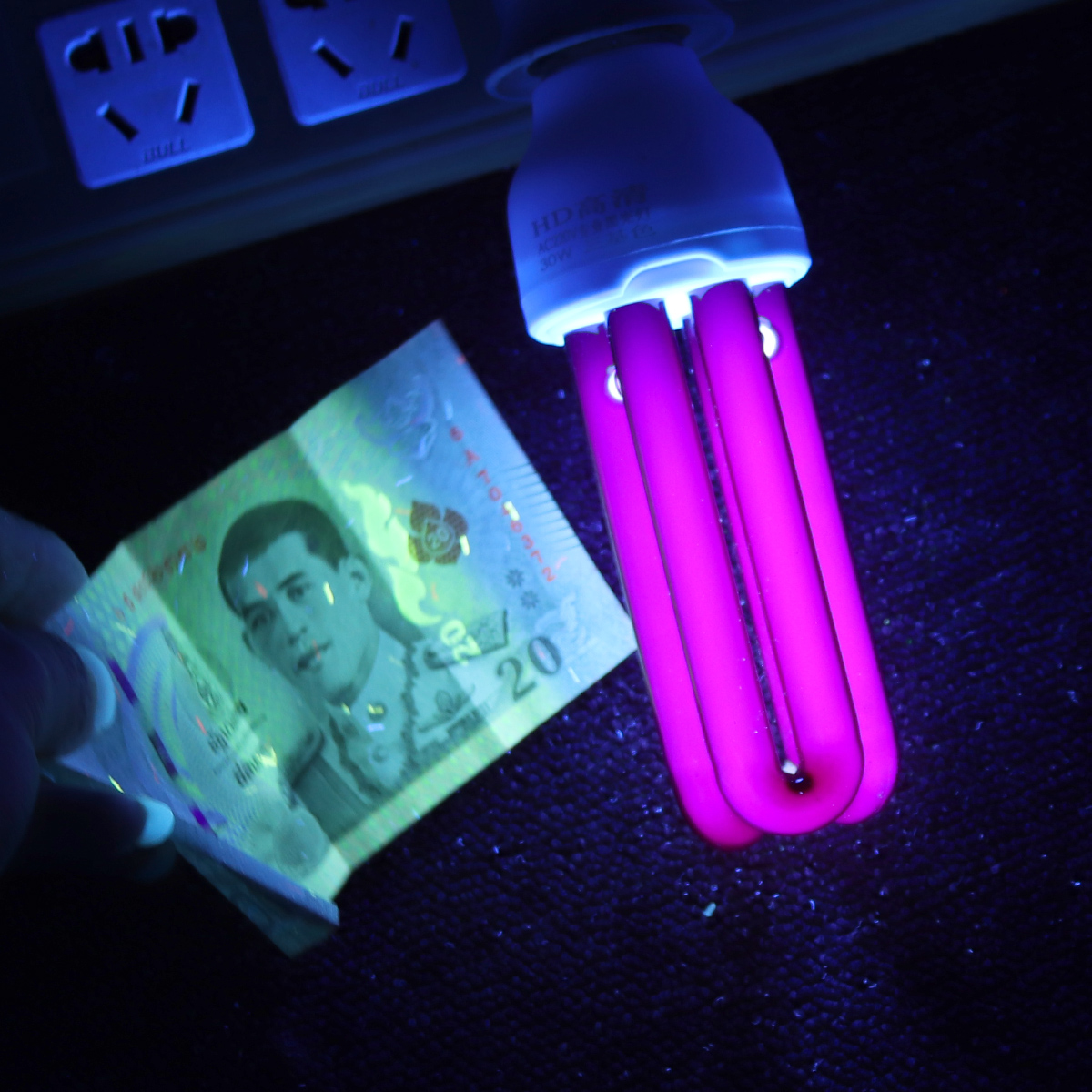 Bombilla de luz ultravioleta E27, luz negra UV CFL, 365NM, para agricultura, 20/30/40W, novedad