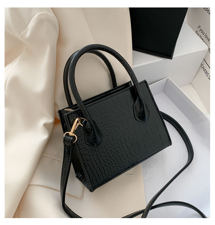 Crocodile modèle PU cuir sacs à bandoulière pour femmes chaîne femme épaule sacs à main Mini sacs à main voyage sac à bandoulière: Black