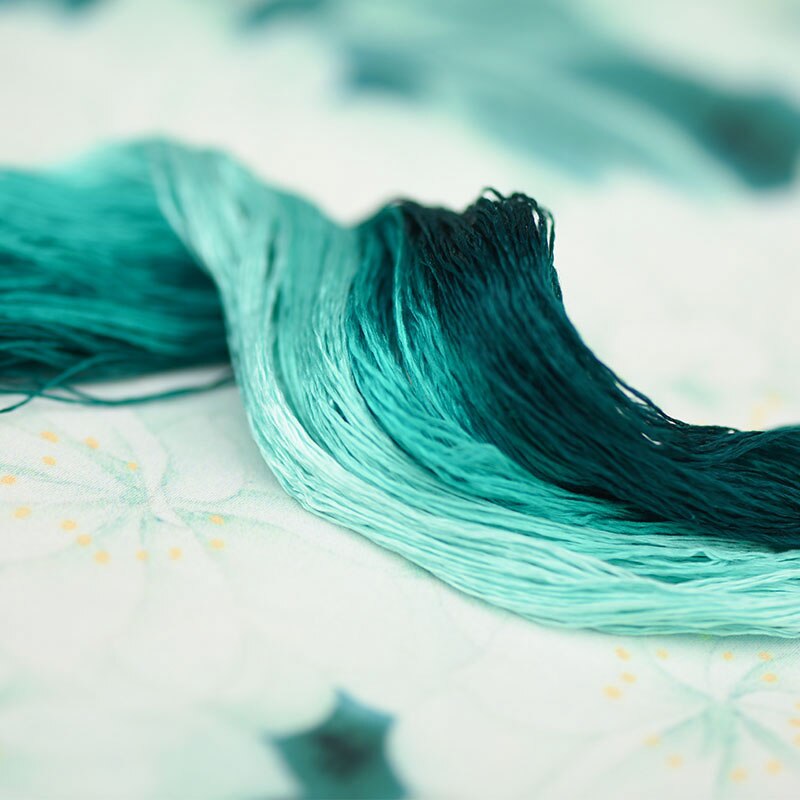 silk embroidery thread / 100% silk thread /hand embroidery embroider cross stitch/ viridity/8 gradient colors
