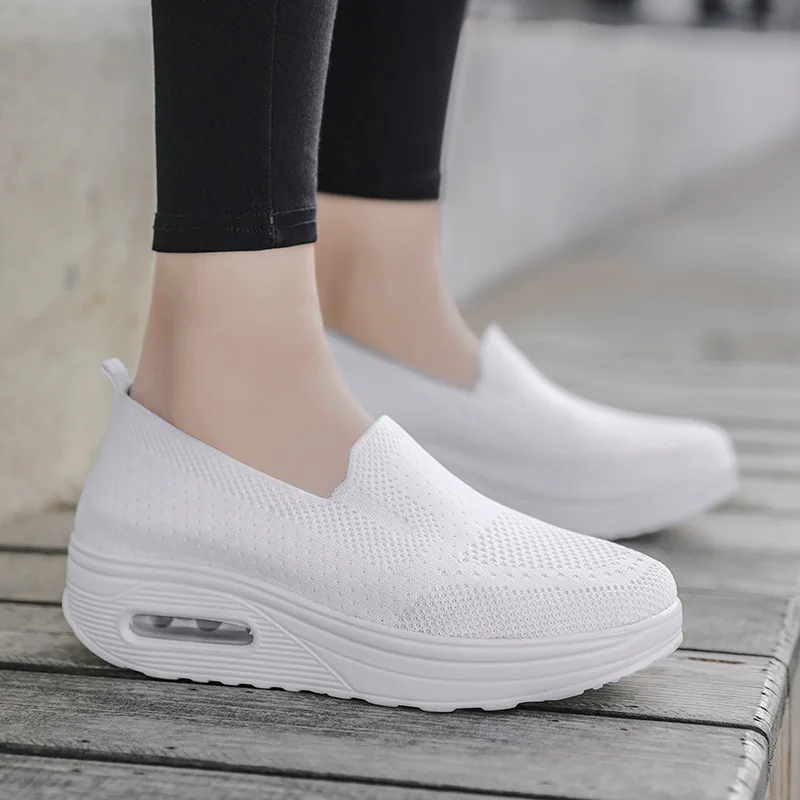 Primavera otoño zapatos oscilantes de mujer mocasines de malla para mujer plataformas planas zapatos de mujer cuñas zapatos de mujer zapatillas de deporte con aumento de altura