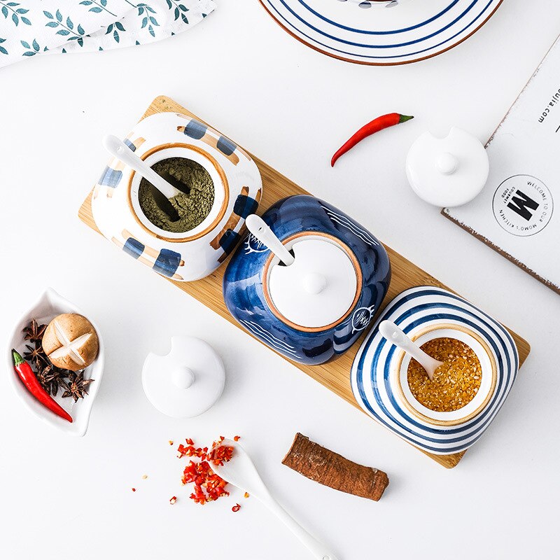 Hand-painted Underglaze Japanese Ceramic Seasoning Box Set Restaurant Household Kitchen Seasoning Pot With Lid LD621