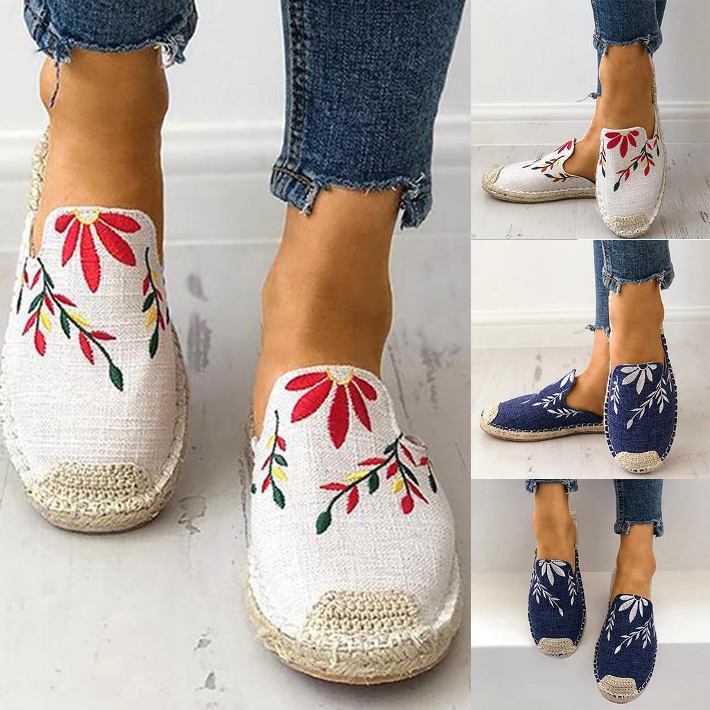 Sandales plates brodées pour femmes, chaussures décontractées à bout rond, pantoufles en paille brodées
