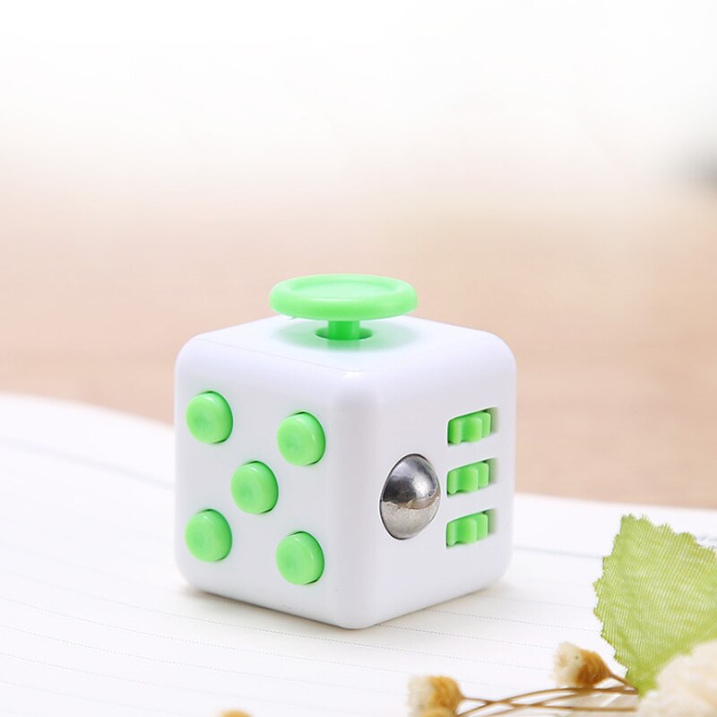 Decompression infinite Cube Fun adult toys decompression dice: White green