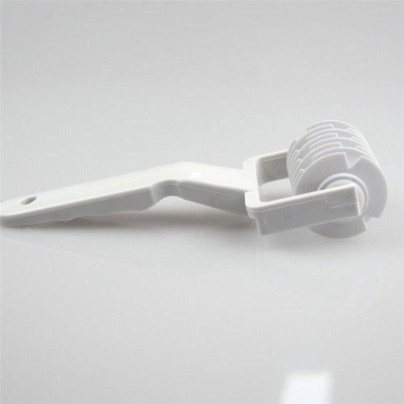 Pie Pizza Cookie Cutter Pastry Plastic Bakken Tools Bakvormen Embossing Deeg Roller Rooster Cutter Craft Kleine Maat