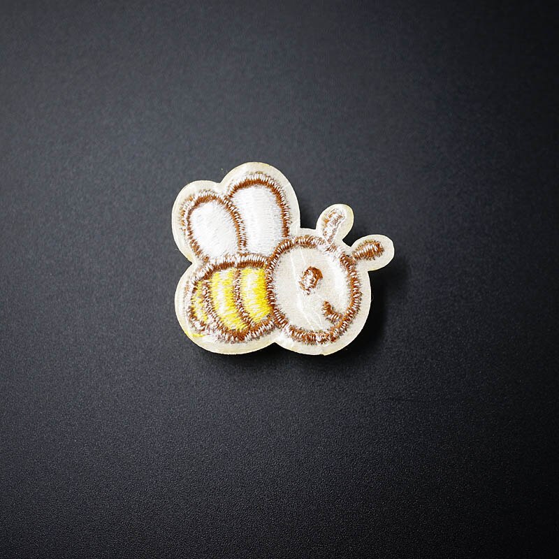 Honeybee (Size: 3X2.5 cm) DIY Doek Badges Patch Geborduurde Applique Naaien Patches Kleding Stickers Kleding Accessoires