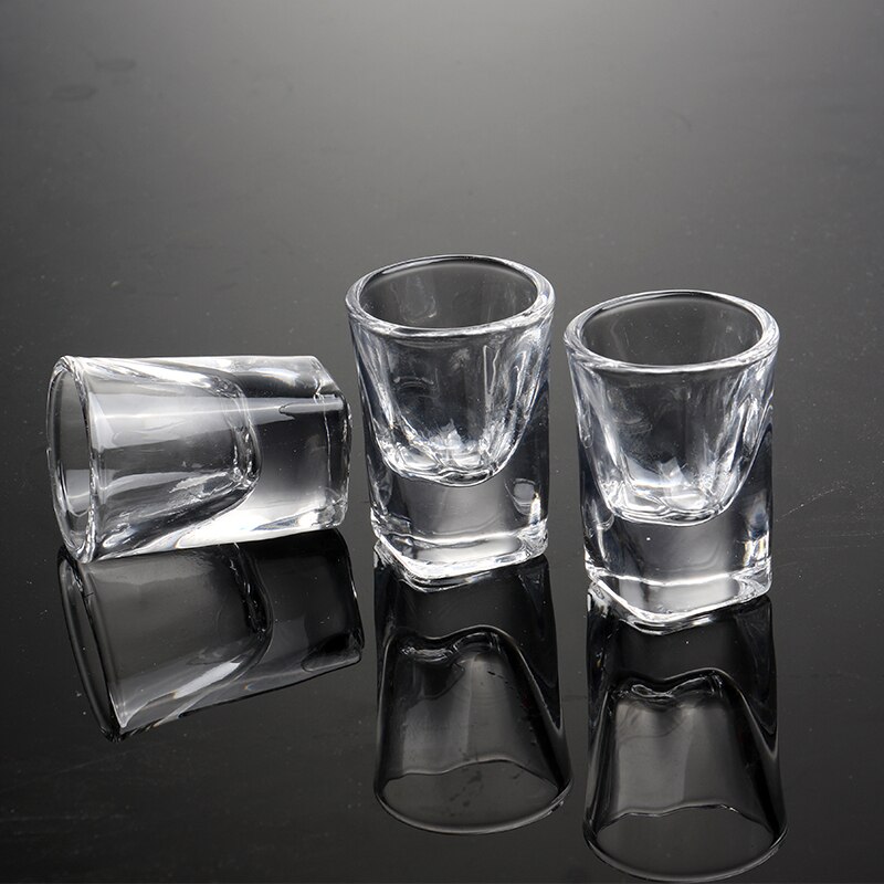 Sett  av 6 0.34 unse firkantede shotglass maskinlaget blyfritt glass brennevinsglass til barfest 10ml