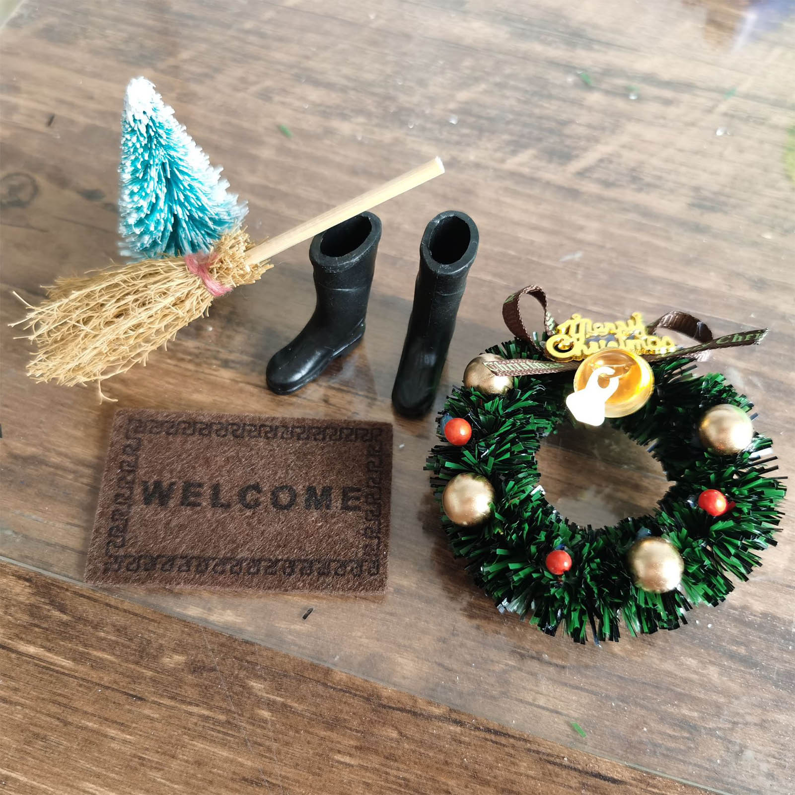 Christmas Tree Simulation Mini Dollhouse Collection Ornament Durable Cute House Model Exquisite Lifelike Decoration Accessories