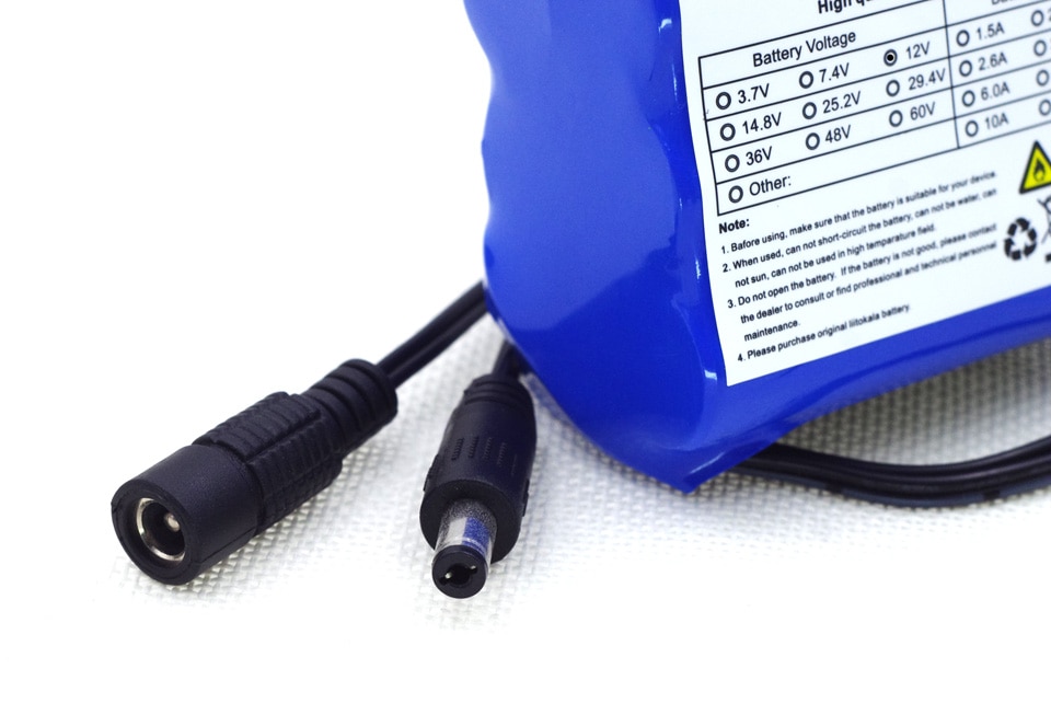 Liitokala 12 v 4.4 ah 4400 mah 18650 genopladelige batterier 12.6v pcb lithium batteripakke beskyttelseskort  +12.6v 1a oplader