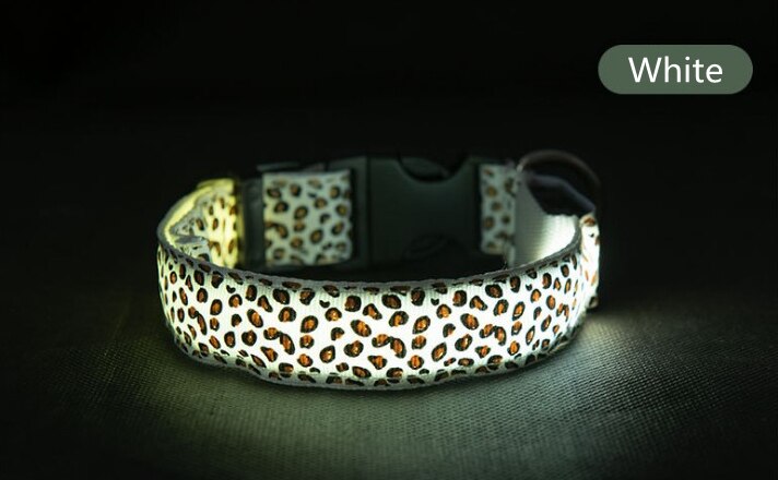 Collar luminoso LED para perro y mascota, arnés de seguridad para caminar al aire libre, con pajarita, brillante, para cachorro de leopardo: A / S
