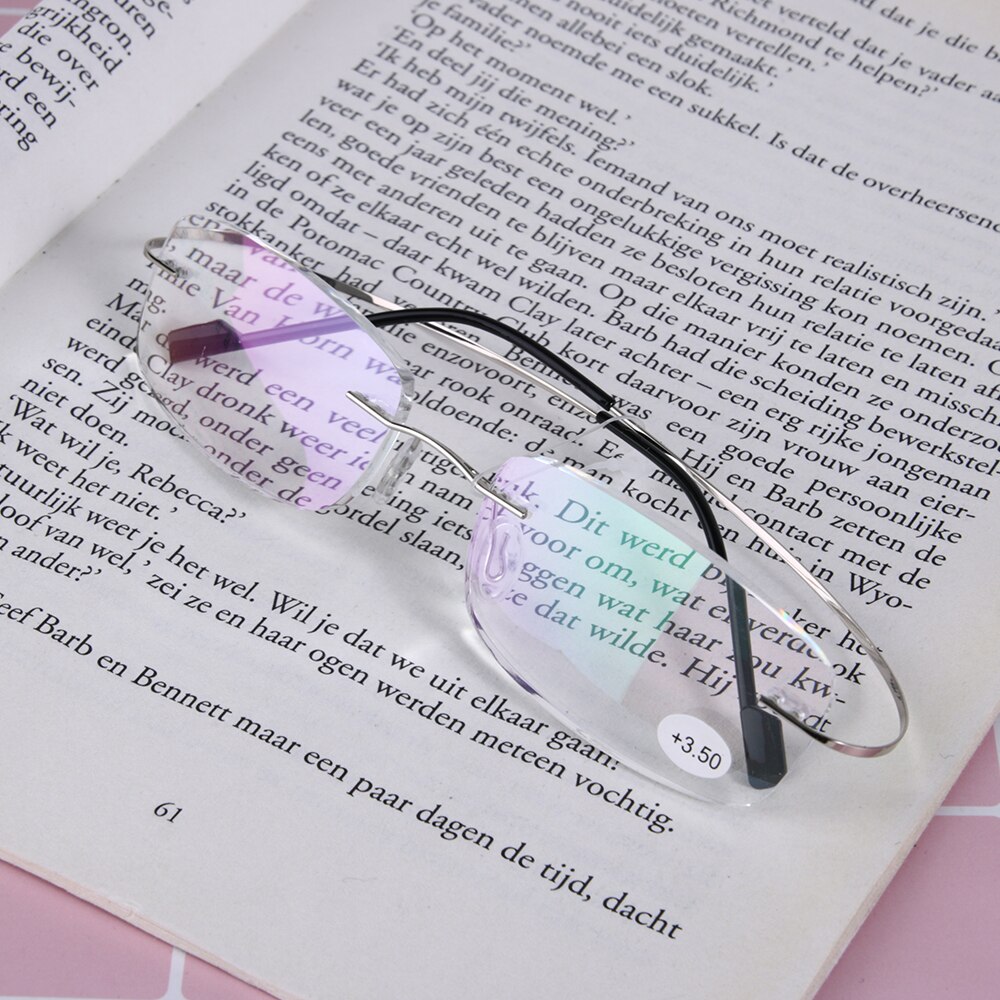 1 Pc Ultralight Titanium Randloze Rechthoekige Leesbril Geheugen Titanium Bril Lenzenvloeistof Oudere Gezondheidszorg Gereedschap