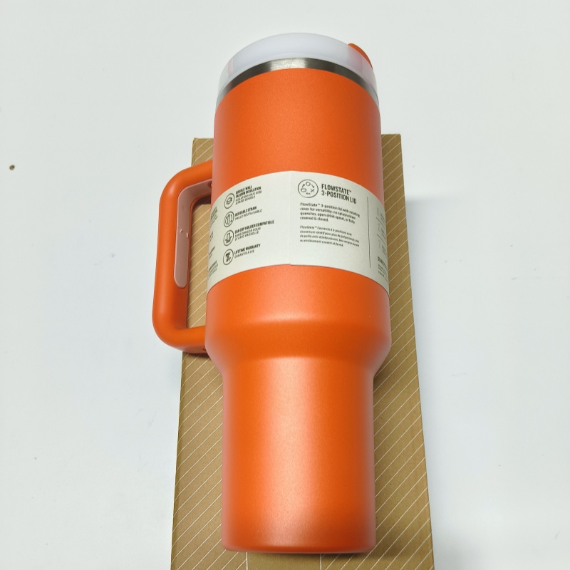 Sombrero de paja con mango 2025, Copa de automóvil aislada, acero inoxidable 40oz, Copa de viaje de crema de doble capa: Morado