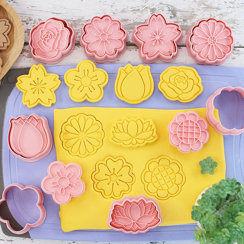 8 Pcs/set Cookie Cutters Plastic 3D Flower Shape Cartoon Pressable Biscuit Mold Cookie Stamp Kitchen Baking Pastry Bakeware