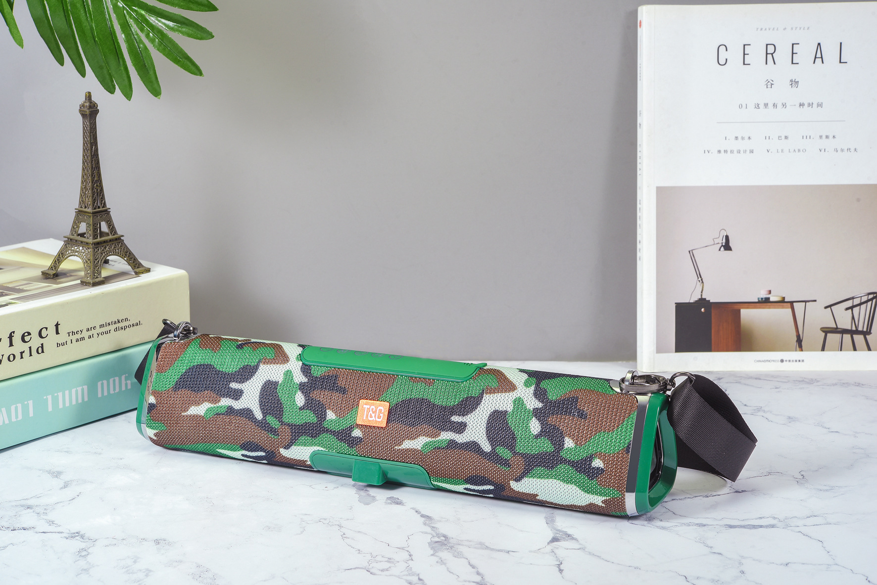 TG178 Draagbare Bt Speaker Geluid Kolom Music Center Solar Power Bank Speaker Waterdichte Home Theater Handsfree Fm Tf Aux Audio: camouflage
