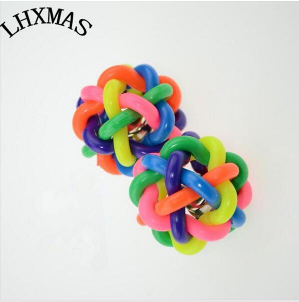 Juguete colorido para loros con campana, jaula para pájaros, pelota de juguete para loros medianos y grandes, suministros para pájaros grises africanos D413, 2 unids/lote