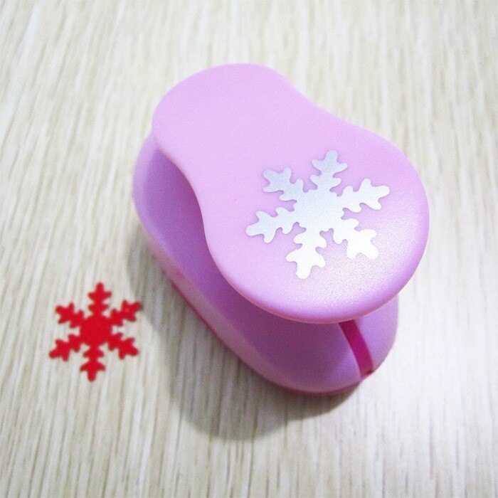 Machine à gaufrer à la main, outils de bricolage pour Scrapbooking, trou de papier, poinçon décoratif, découpeur, Scrapbook, 2.3 - 2.5 Cm: Snowflake