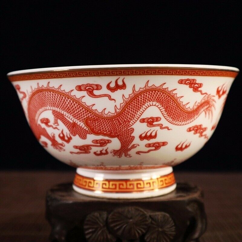 Chinese old porcelain Large bowl with gold pattern and red double dragon bowl