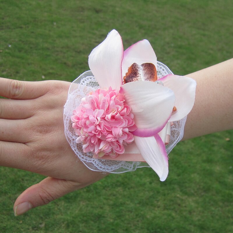 Kyunovia Blume Blume Ich bin Knopfloch Hochzeit Bräutigam Knopfloch Revers Stift Perle Armbinde Prom Ereignis Zubehör Party Handgelenk Korsage FE36