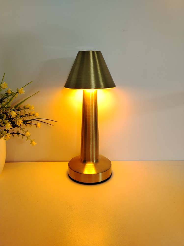 Oplaadbare led-tafellamp Retro nachtlampje Bureau Bar Koffie Eetkamer Home Decor Draadloos 3-kleuren dimbare aanraakschakelaar: Goud